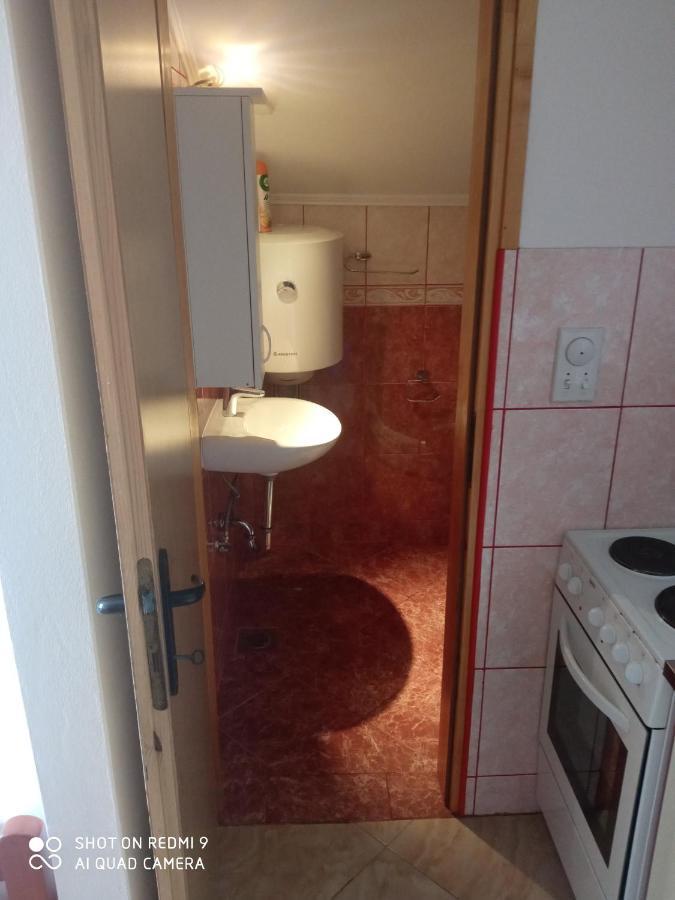 Apartments Petrovic Tivat Bagian luar foto