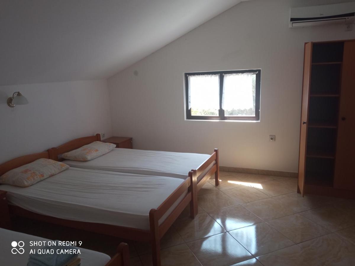 Apartments Petrovic Tivat Bagian luar foto